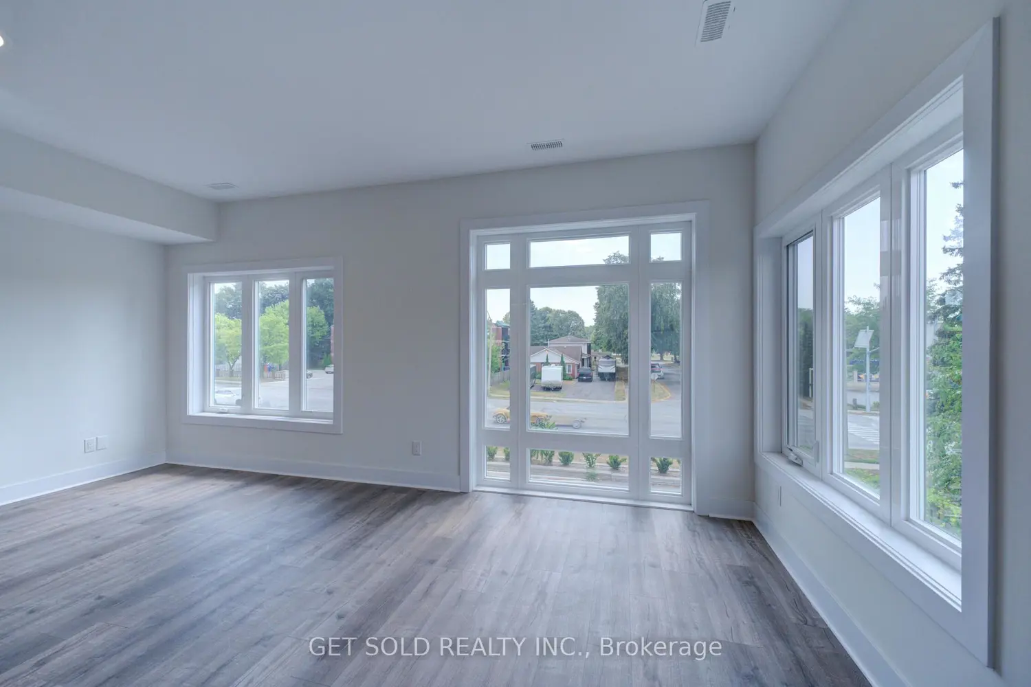 Additional image 11 of 6701 Thorold Stone Road 9