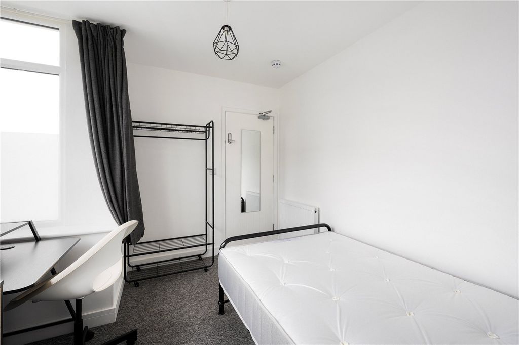 Additional image 15 of 6 bed terraced house to rentNinth Avenue, Filton, Bristol, Bristol BS7