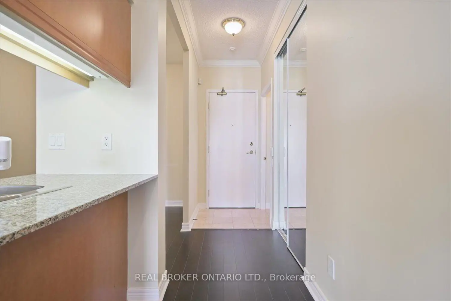 Additional image 5 of 40 Old Mill Road 804