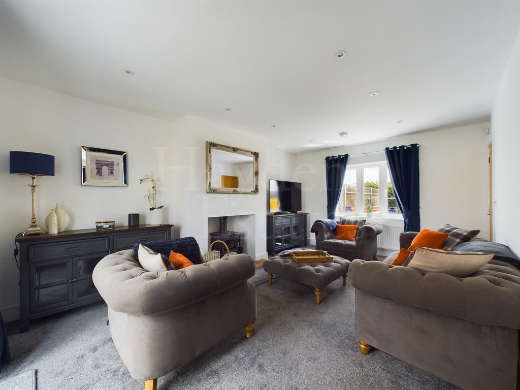 Additional image 4 of 3 bed semi-detached house to rentRock Green Bank, Rock Green, Ludlow, Shropshire SY8