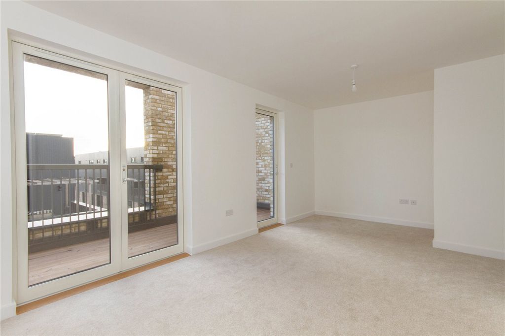 Additional image 5 of 4 bed town house to rentFowler Avenue, Trumpington, Cambridge, Cambridgeshire CB2