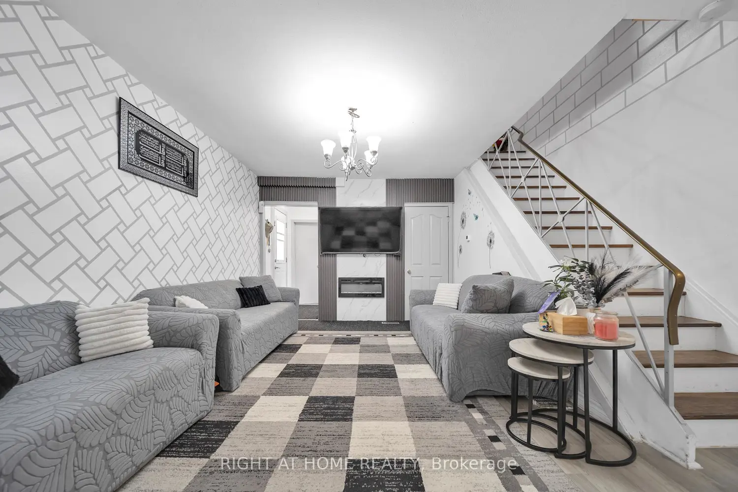 Additional image 5 of 272 Westcourt Place