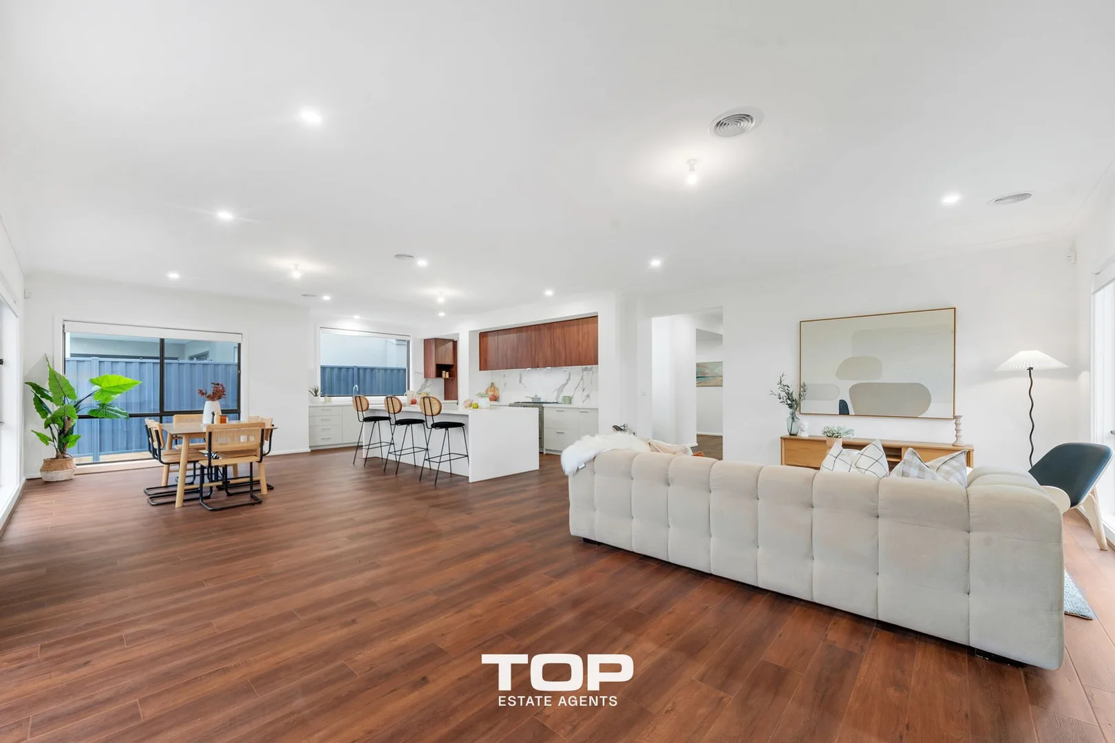 Additional image 20 of 32 Cavern Boulevard, Clyde North VIC 3978