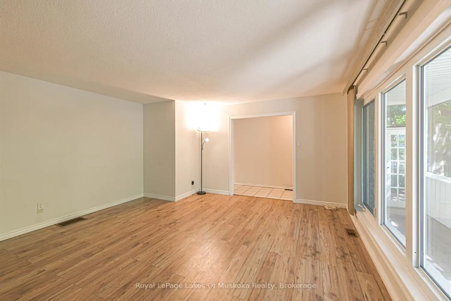 Additional image 16 of 115 Douglas Street