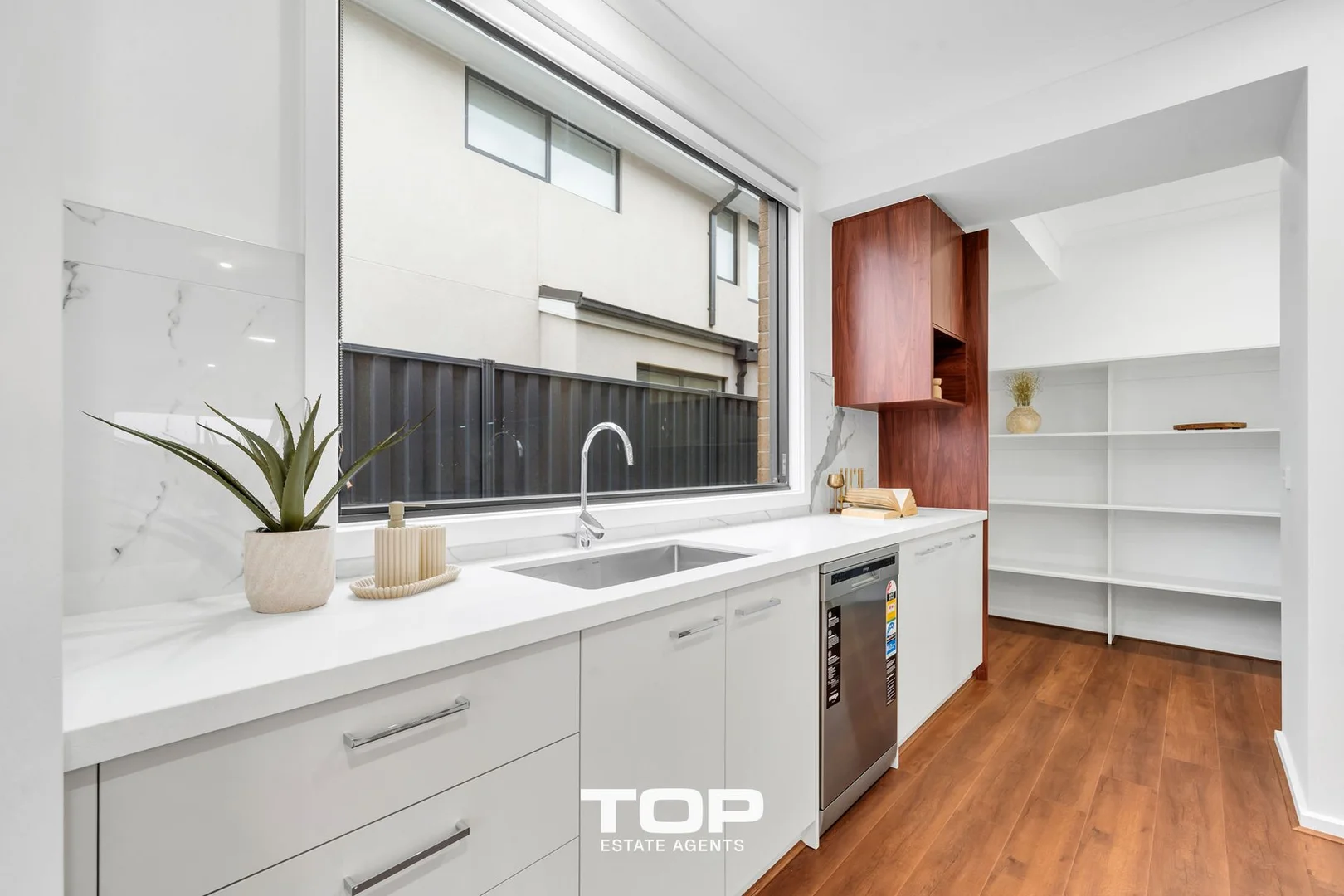 Additional image 18 of 32 Cavern Boulevard, Clyde North VIC 3978