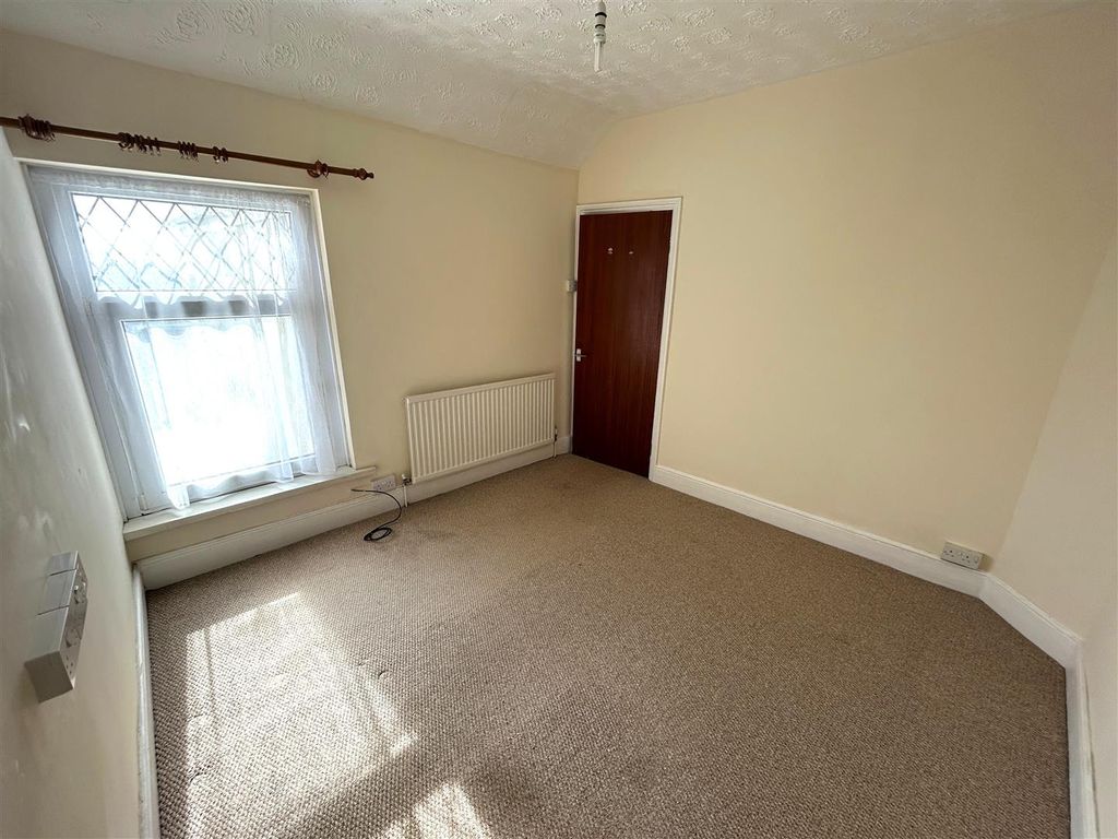 Additional image 18 of 4 bed end terrace house to rentGolf Road, New Inn, Pontypool NP4