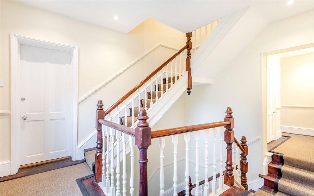Additional image 9 of 8 bed detached house to rentBrooklands Avenue, Cambridge, Cambridgeshire CB2