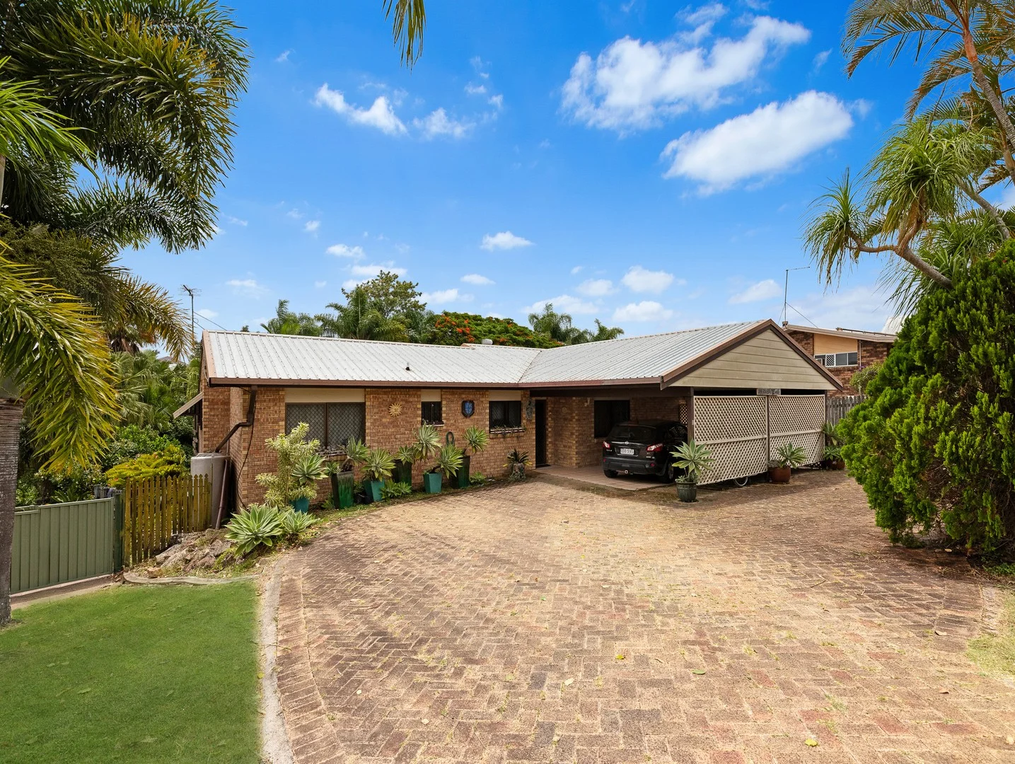 11 Awinya Court, Urraween QLD 4655