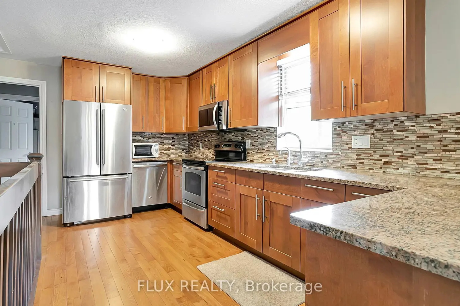 Additional image 7 of 1392 Doon Village Road