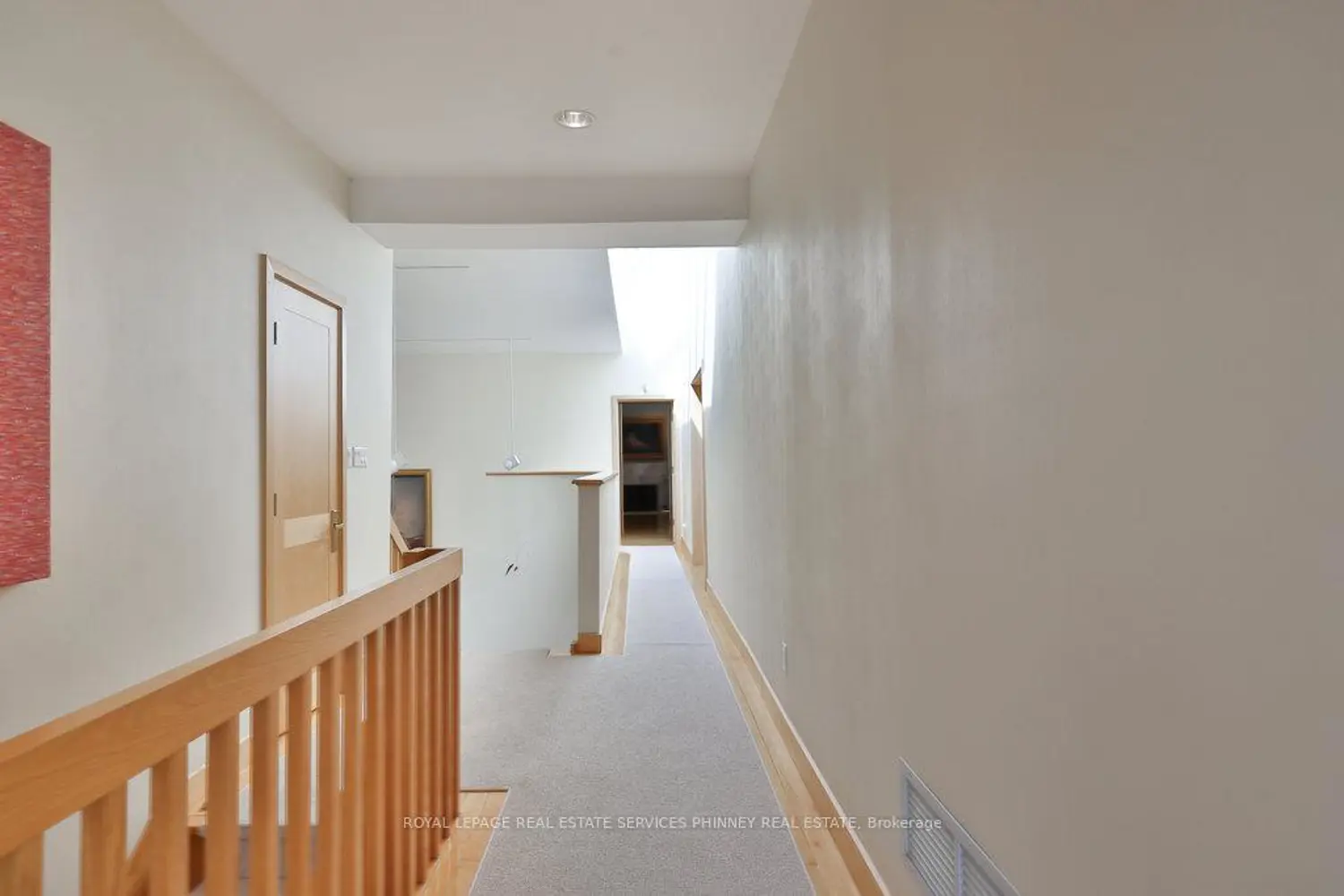 Additional image 10 of 937 Whittier Crescent