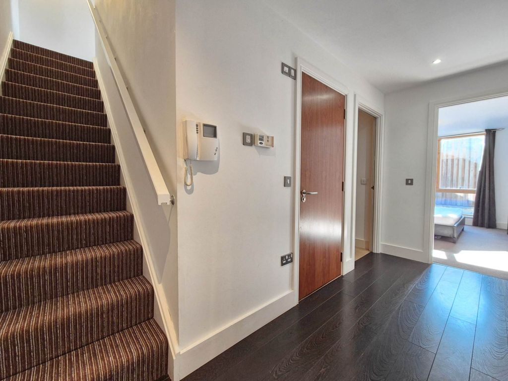 Additional image 12 of 2 bed flat to rentCollege Street, Ipswich IP4