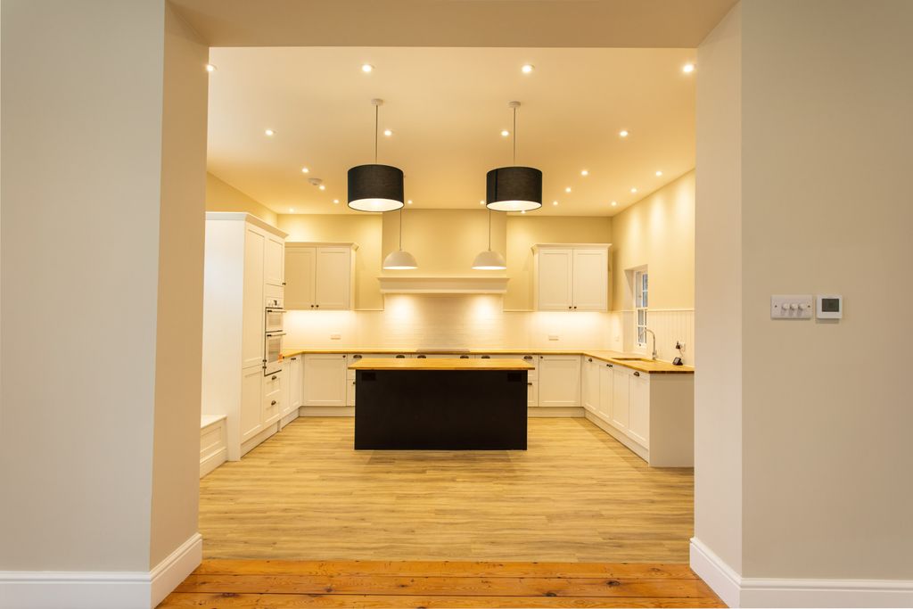 Additional image 4 of 4 bed town house to rentAlfred Street, Westbury BA13