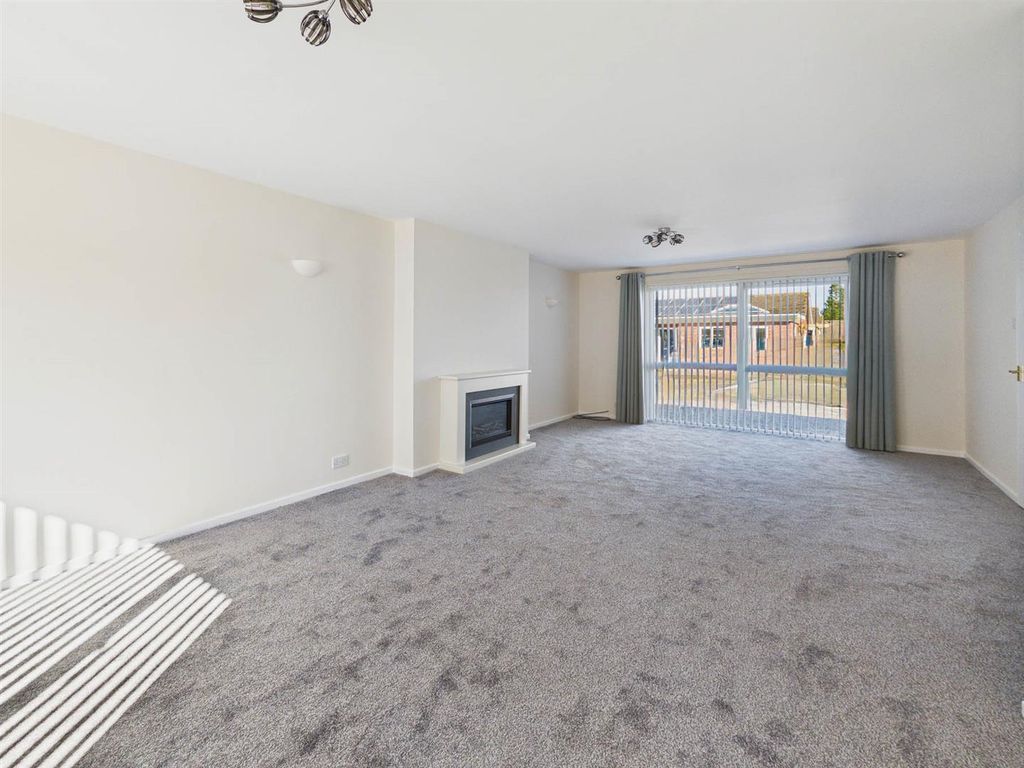 Additional image 6 of 3 bed detached bungalow to rentHillview Gardens, Ryall, Upton-Upon-Severn, Worcester WR8