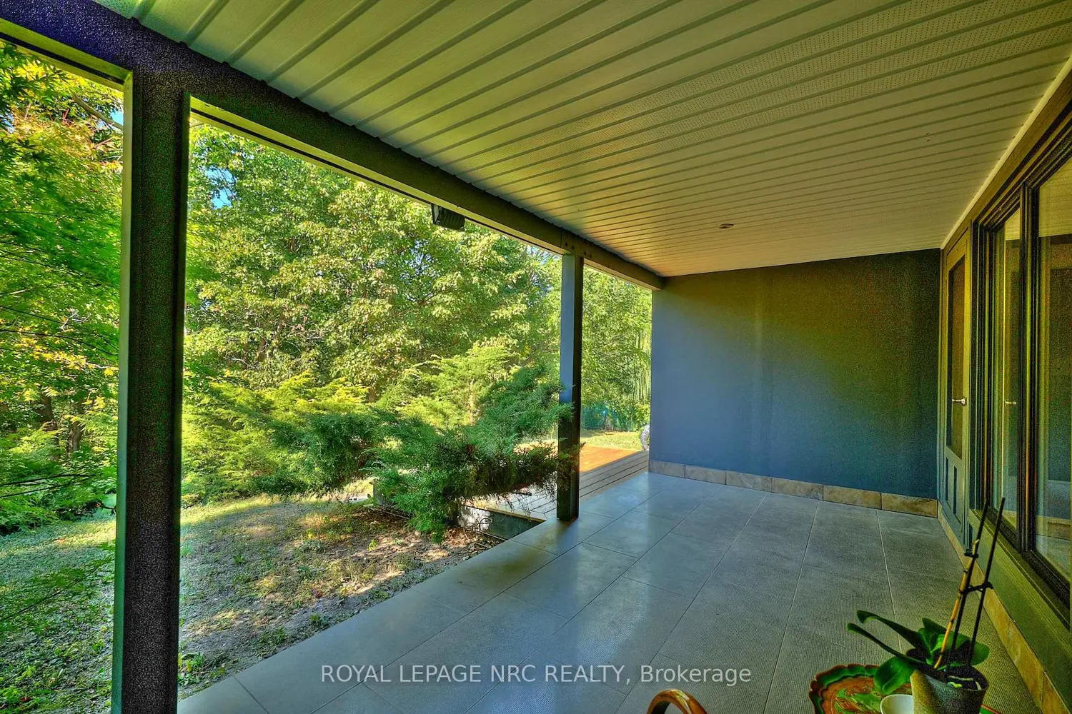 7 Woodmount Drive photo 4