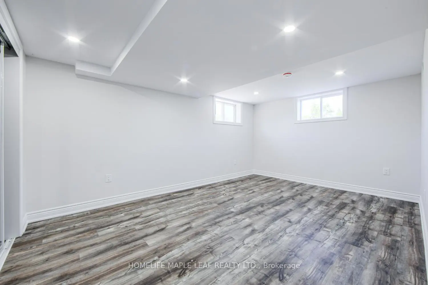 Additional image 13 of 927 #97 Regional Road