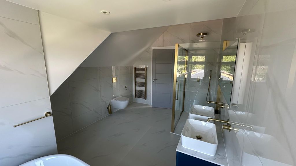Additional image 5 of 5 bed detached house to rentGreen Meadows, Ascot SL5