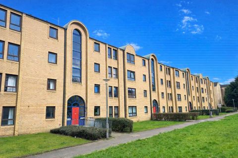 Overnewton Square, Glasgow G3