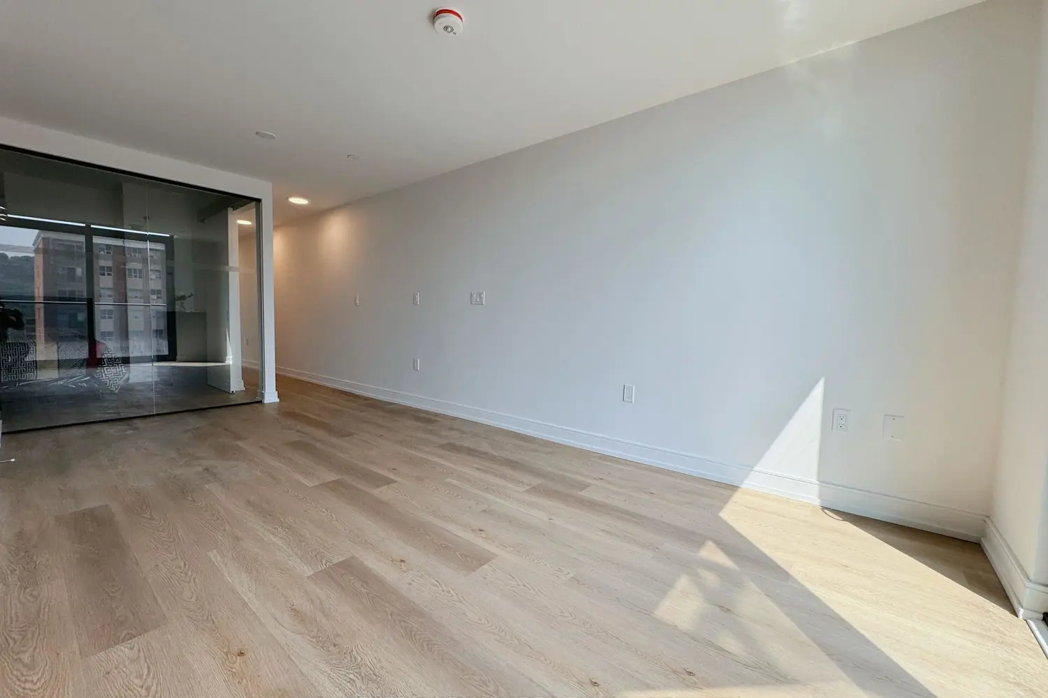 Additional image 9 of 1 Jarvis Street 909