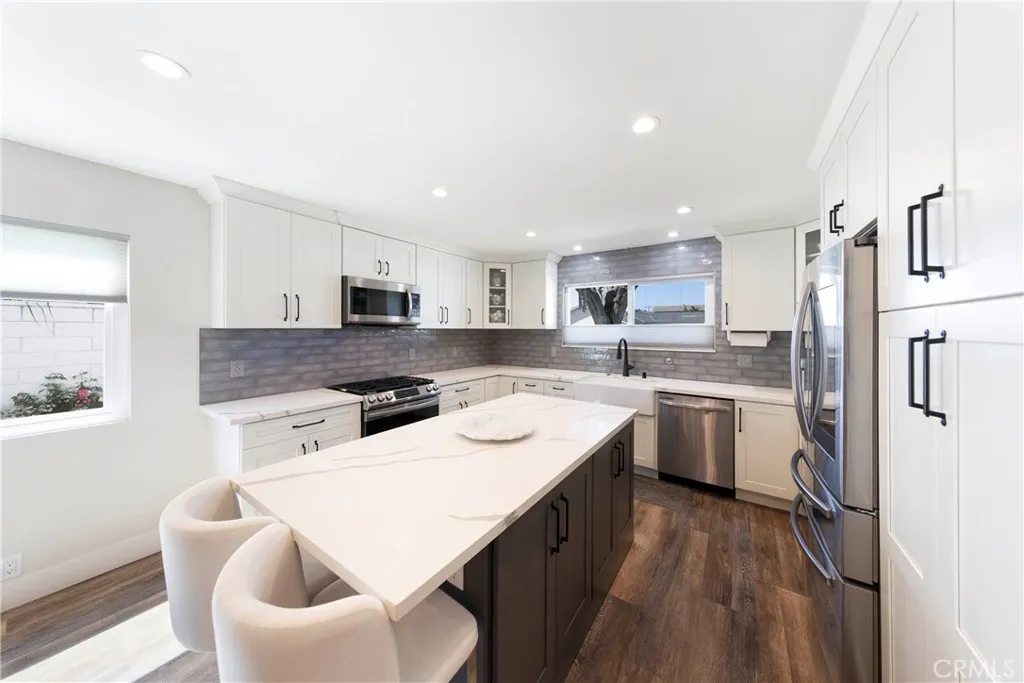 Additional image 10 of 19622 Canberra Ln, Huntington Beach, CA 92646