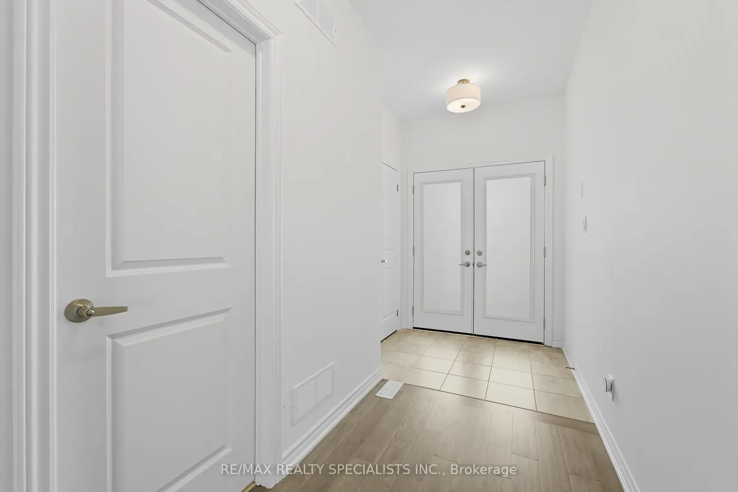 3225 Dominion Road photo 4