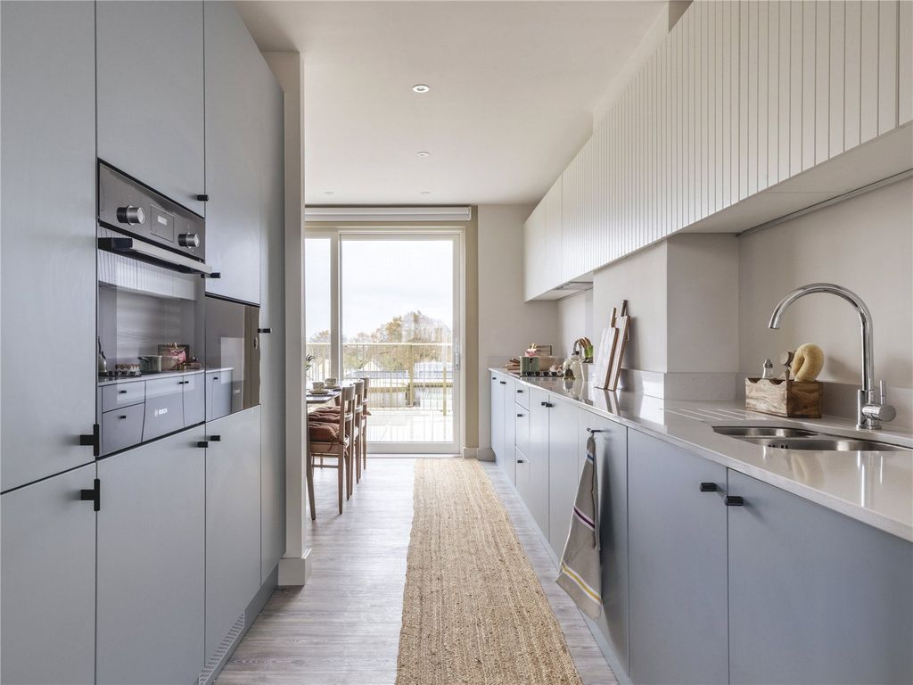 Additional image 2 of 3 bed flat to rentMilne Avenue, Eddington, Cambridge CB3