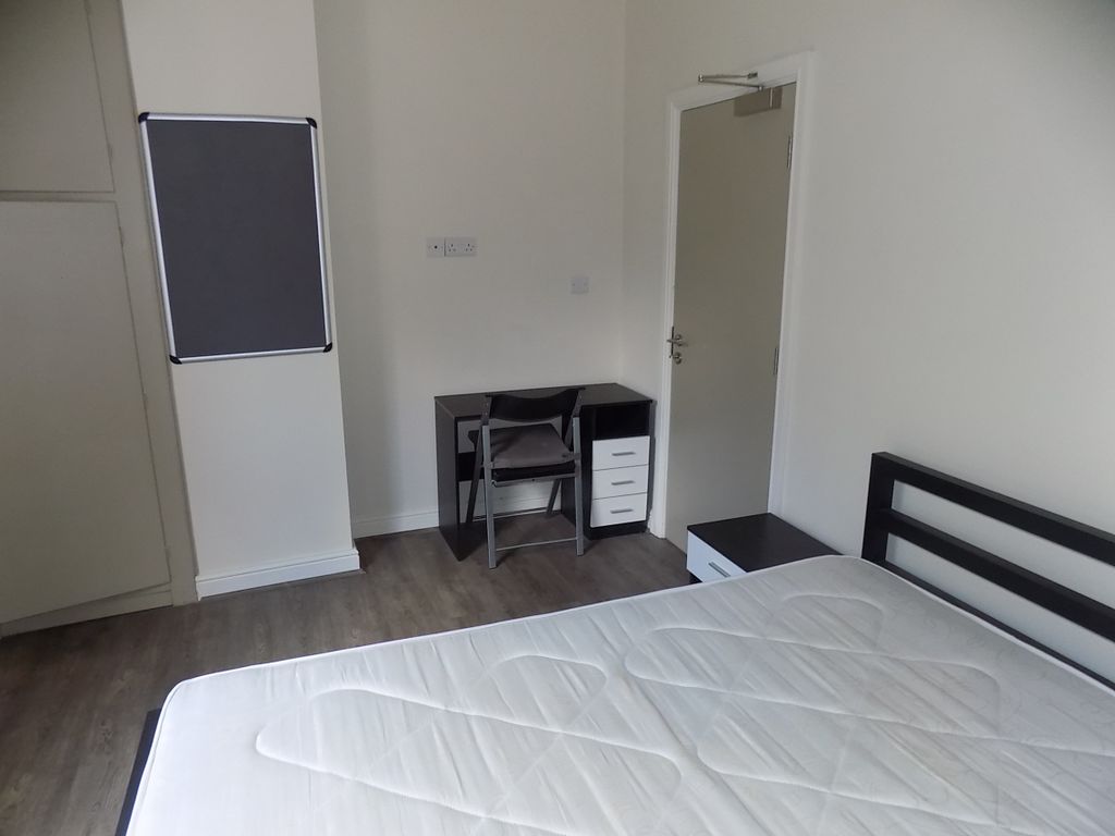 Additional image 5 of 5 bed shared accommodation to rentQueens Road, Sheffield S2