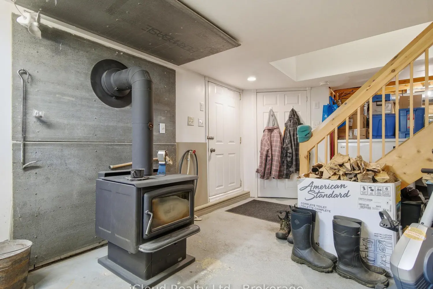 Additional image 13 of 6 Springhill Road