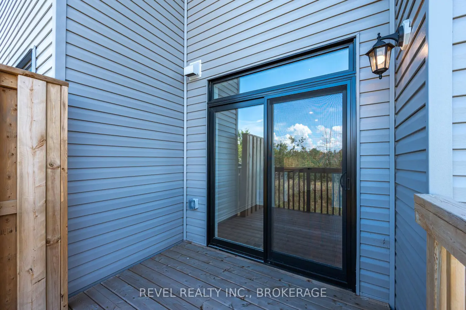 Additional image 20 of 456 Buckthorn Drive