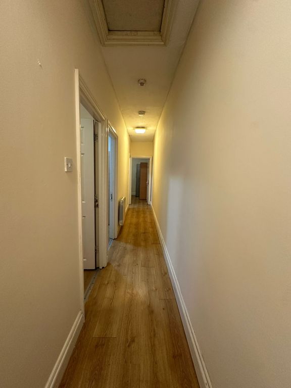 Additional image 5 of 3 bed flat to rentFlat, A Park Street, Luton LU1