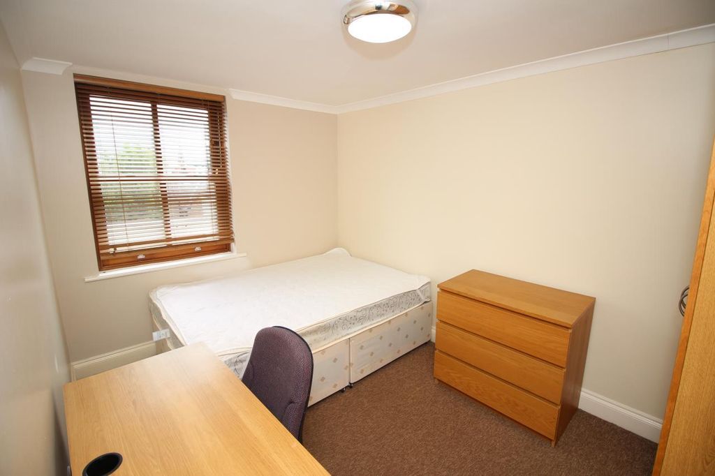 Additional image 13 of 5 bed terraced house to rentSwinburn Place, Newcastle Upon Tyne, Tyne And Wear NE4