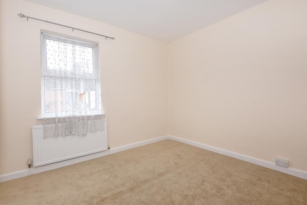 Additional image 5 of 3 bed terraced house to rentNewbury, Berkshire RG14