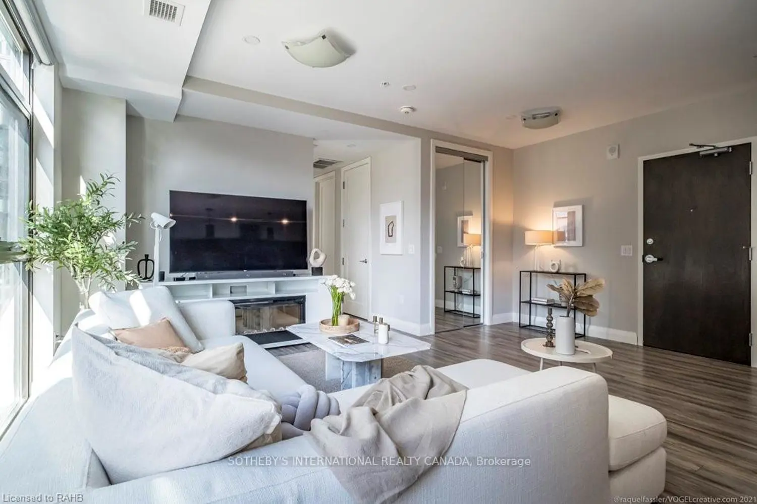 Additional image 16 of 118 King Street 716