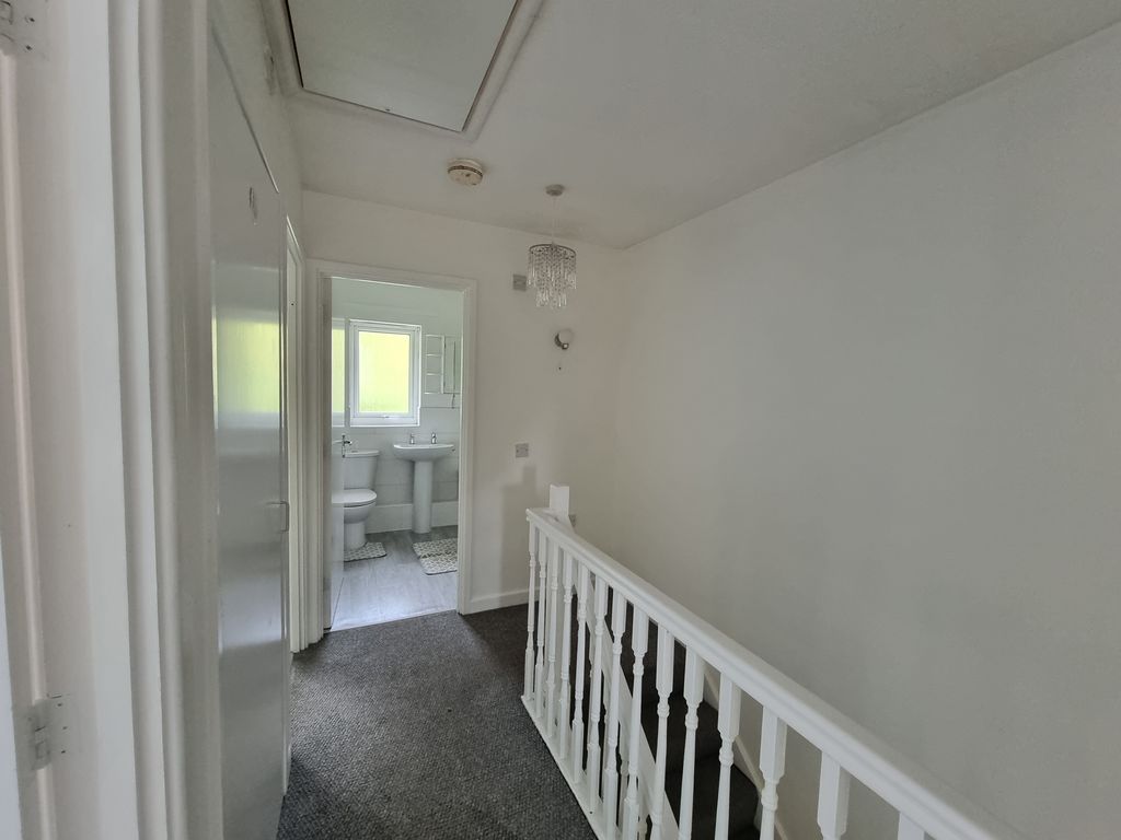 Additional image 10 of 3 bed property to rentMaesydderwen, Llanelli SA14