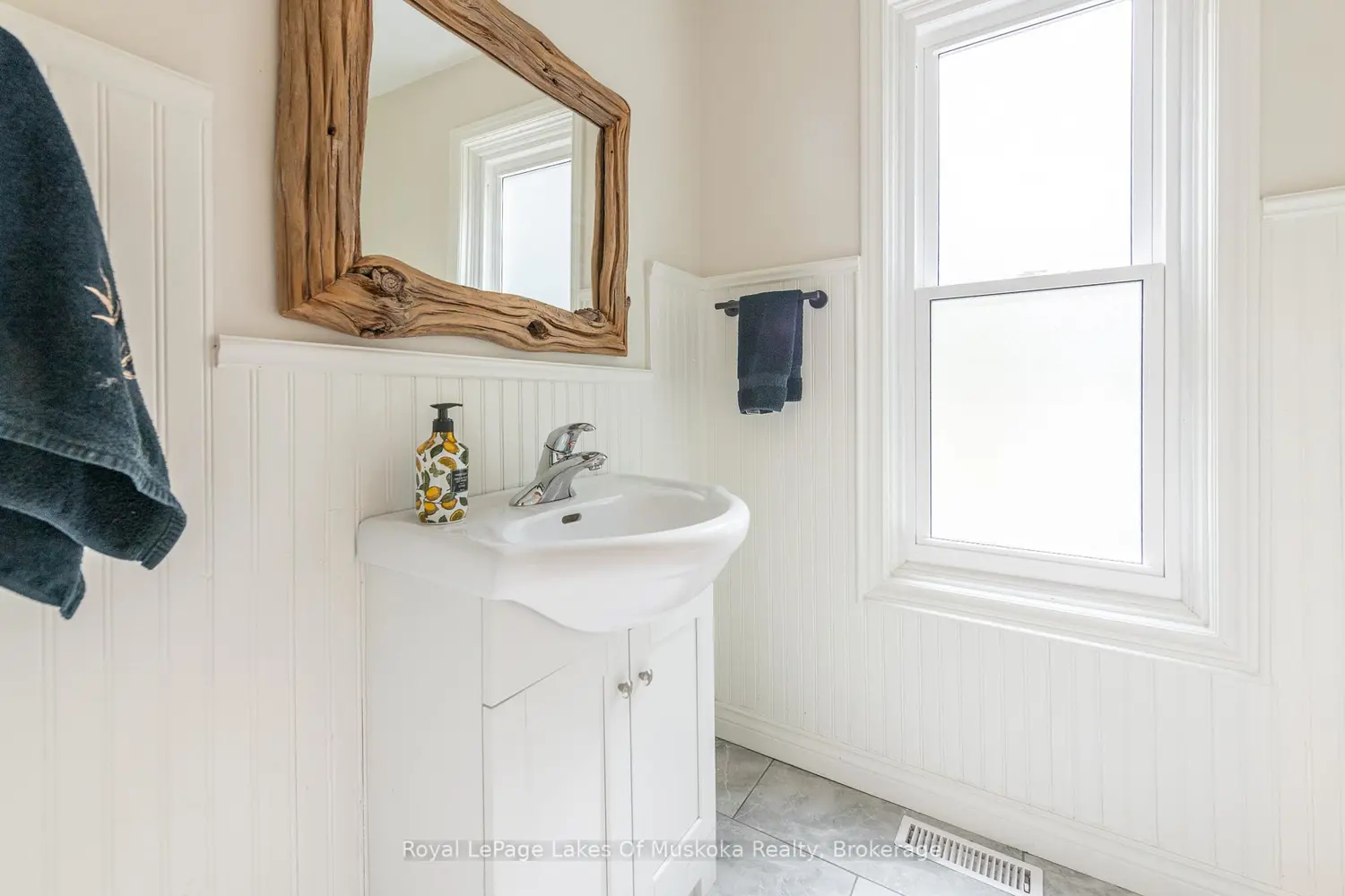 Additional image 6 of 1588 Skyline Drive