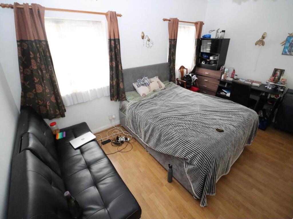 Additional image 5 of Wellfield Road, Hatfield, Hertfordshire