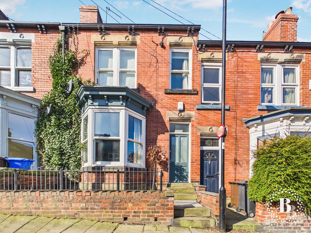 4 bed terraced house to rentPeveril Road, Sheffield S11