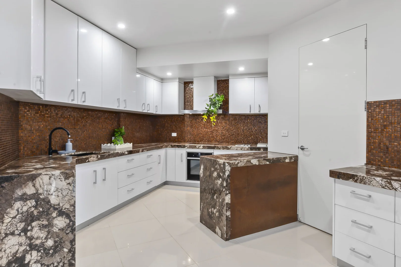 Additional image 14 of 5 Manor Crescent, Highton VIC 3216