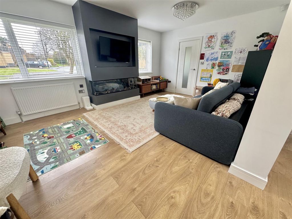 4 bed detached house to rentCauseway Glade, Sheffield S17