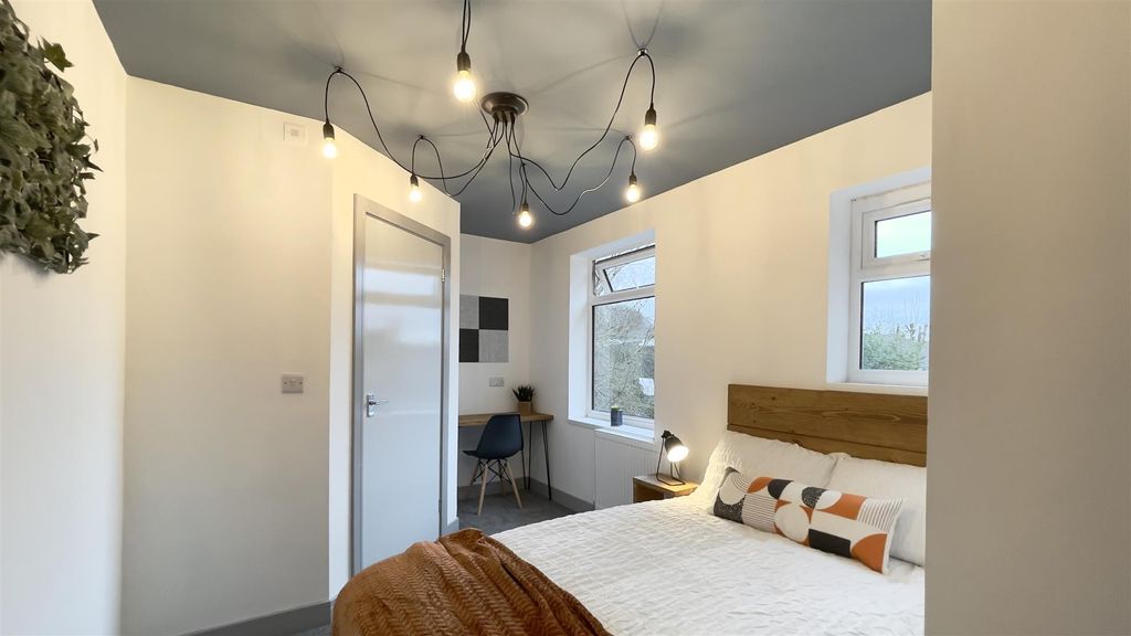 Additional image 15 of 6 bed terraced house to rentHanover Street, Newcastle ST5