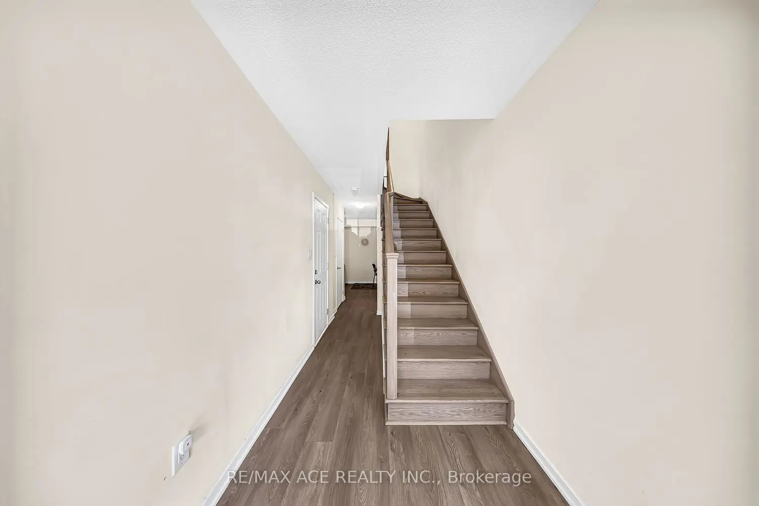 1344 Bradenton Path photo 3