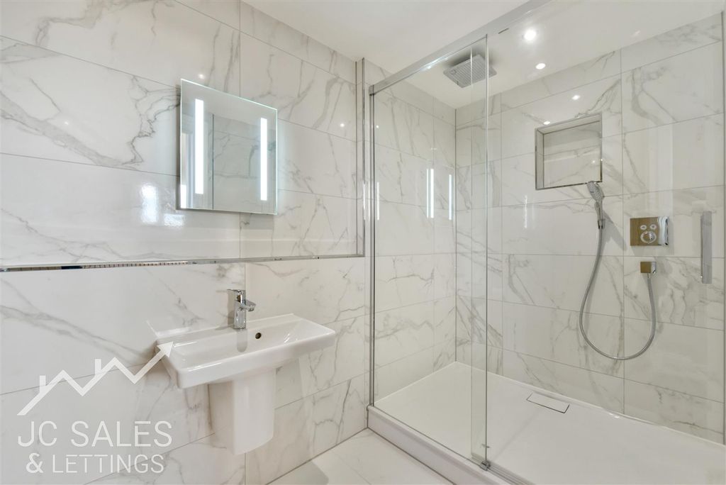 Additional image 13 of 2 bed flat to rentRiber Road, Riber, Matlock DE4