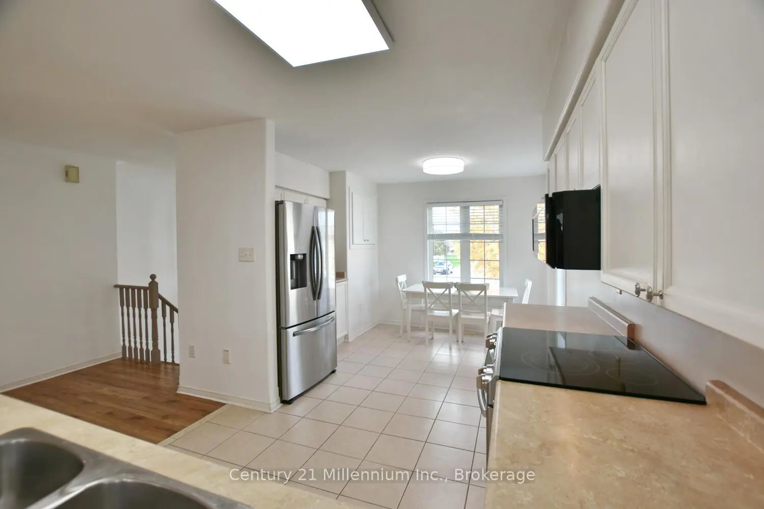35 Northwood Drive photo 2