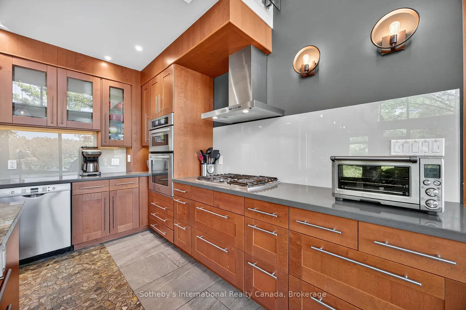 Additional image 7 of 463 Otter Lake Road