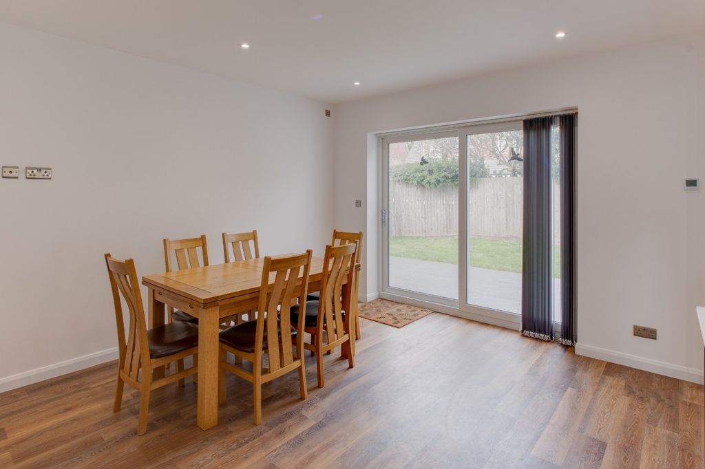 Additional image 6 of 4 bed detached house to rentStoke Road, Bromsgrove, Worcestershire B60