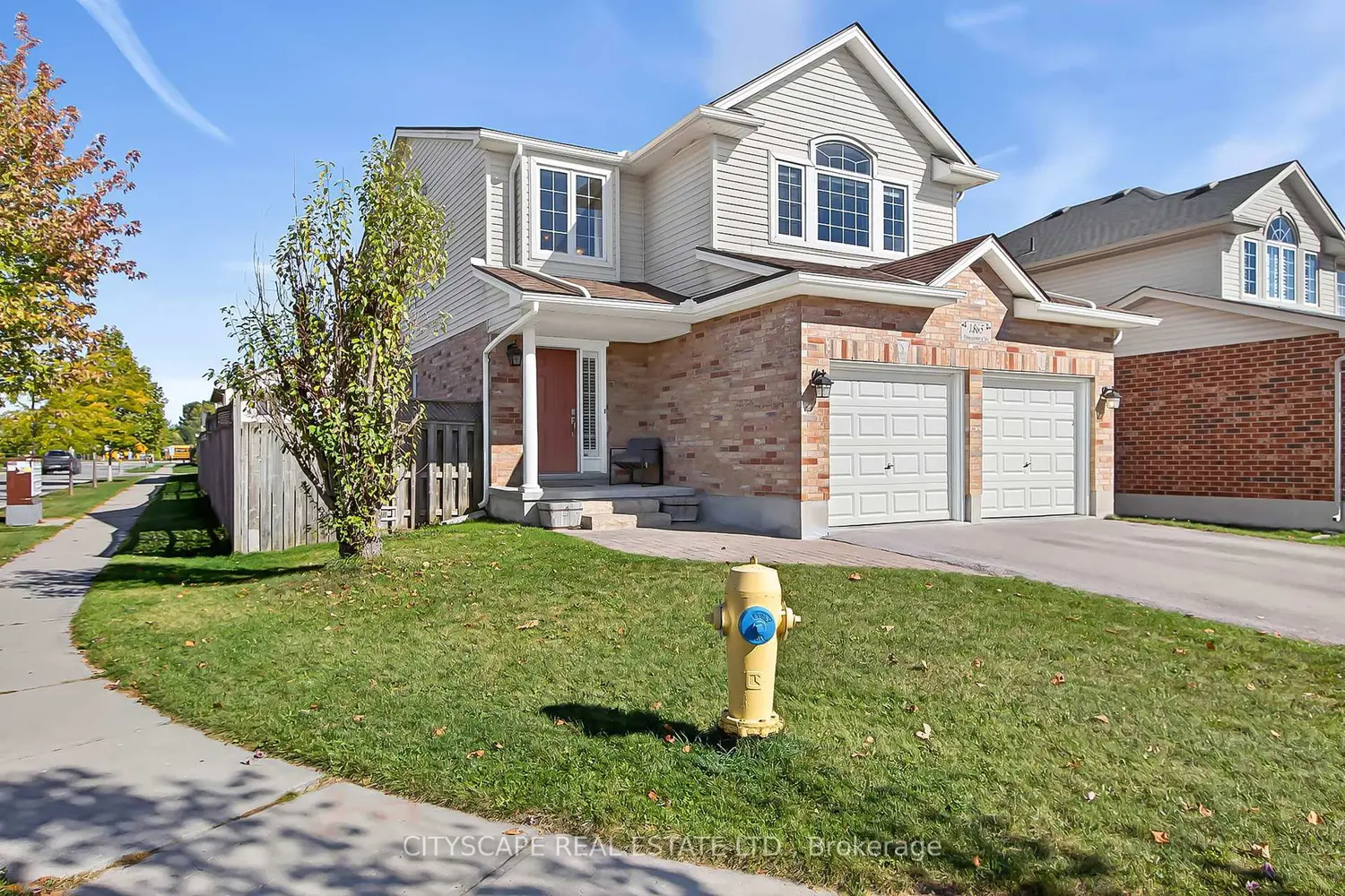 1865 Bayswater Crescent