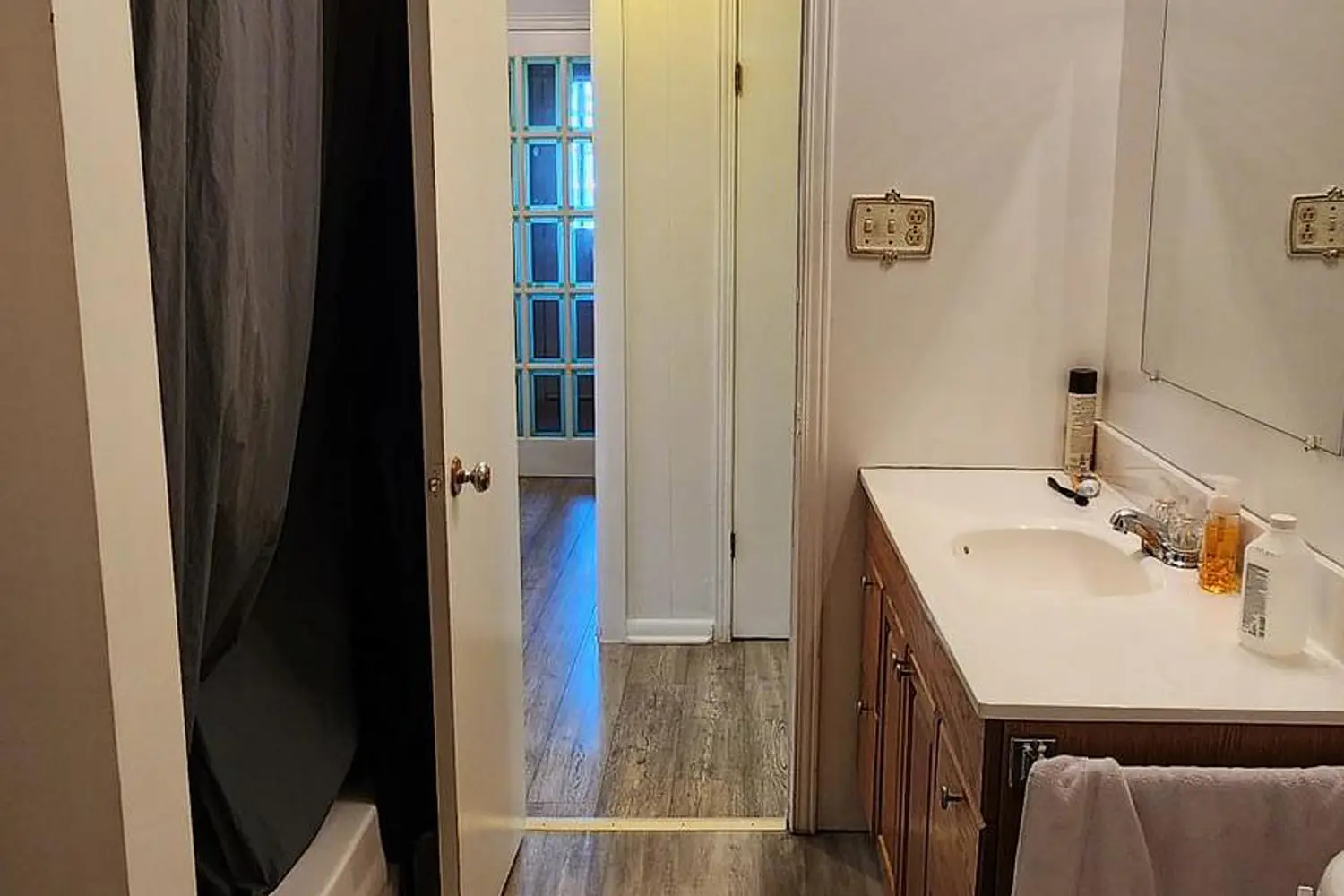 Additional image 8 of 77 Main Street