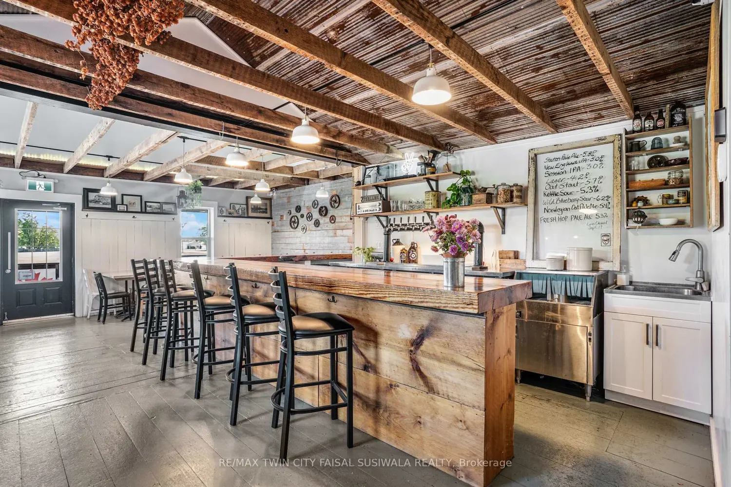 Additional image 4 of 103 Powerline Road