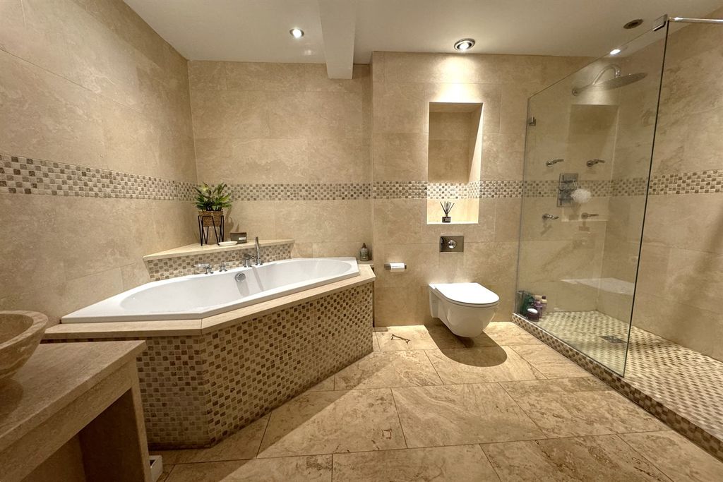 Additional image 13 of 3 bed semi-detached house to rentOver Tabley Hall Farm, Old Hall Lane, Over Tabley, Knutsford WA16