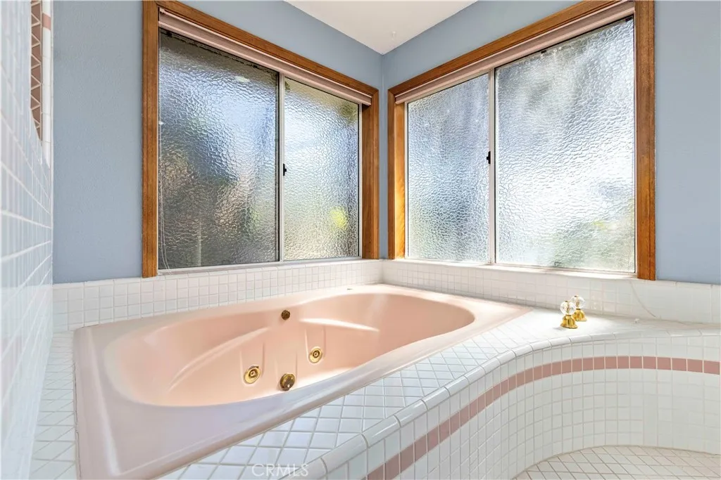 Additional image 97 of 8581 Paradise Valley Boulevard, Lucerne, CA 95458