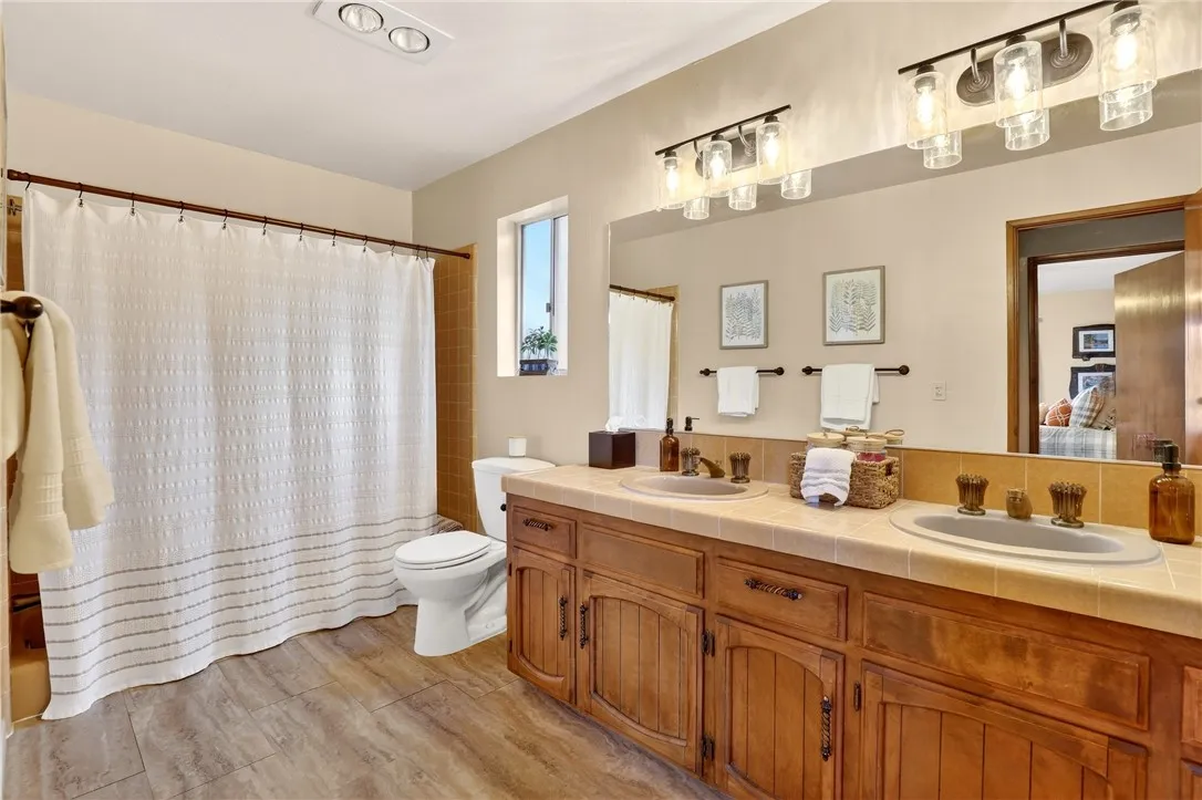 Additional image 117 of 26633 Thunderbird Dr, Lake Arrowhead, CA 92352